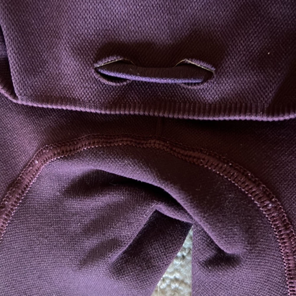 SOLDAthleta Yoga Pants Leggings Tights High Rise Cropped Small Medium EUC Purple - Picture 14 of 16